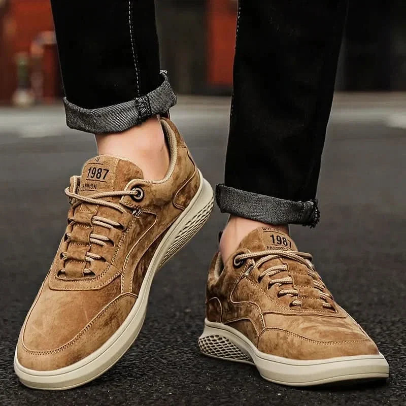 Colton Grand | Sneakersy Zamszowe Premium