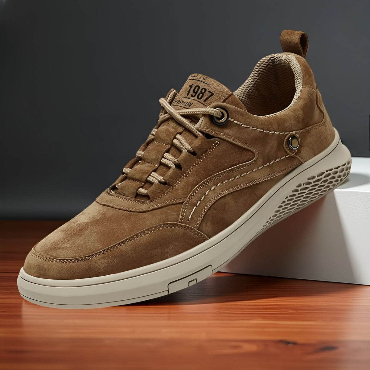 Colton Grand | Sneakersy Zamszowe Premium